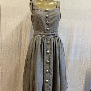 Soundgirl Gray Midi Sundress with Pleated Skirt and Square Neckline